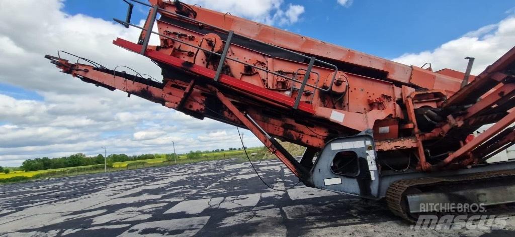Sandvik QA 450 Mobilní třídiče
