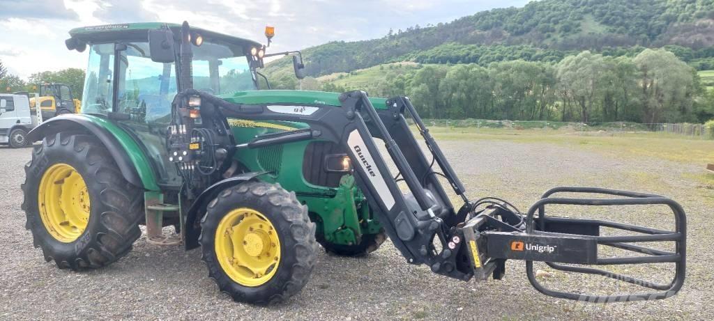 John Deere 5620 Traktory