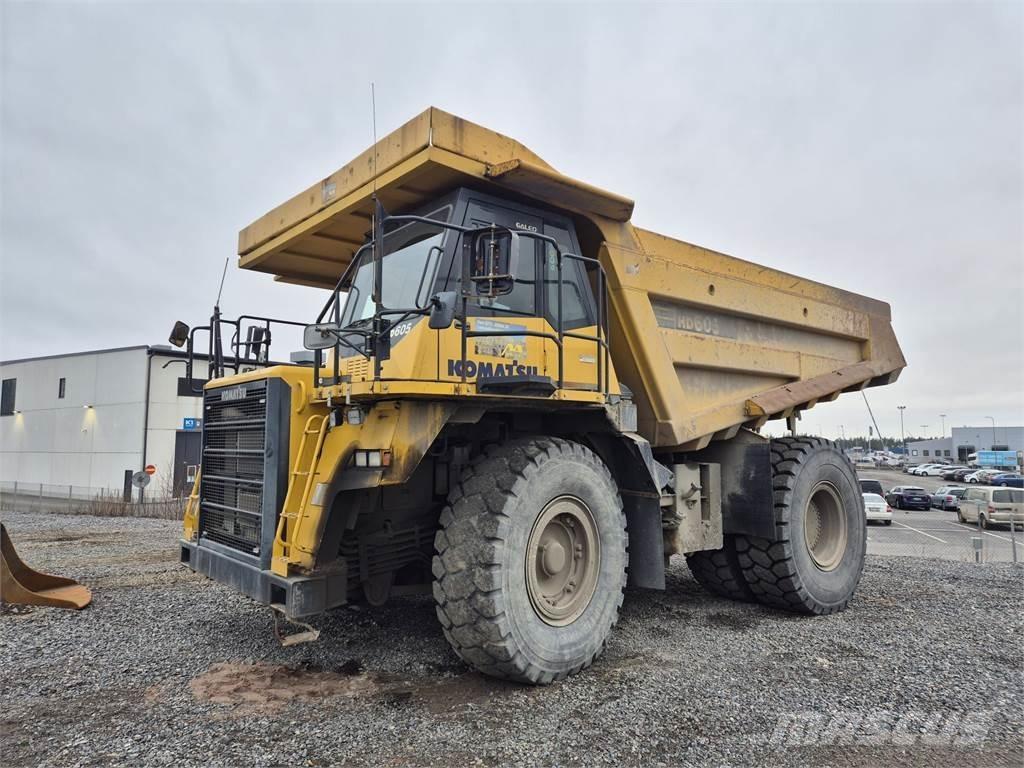 Komatsu HD605 Kloubové dempry