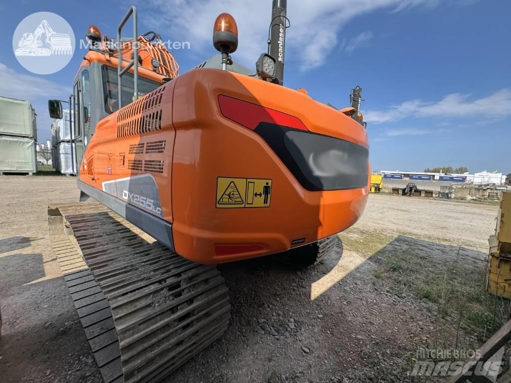 Doosan DX 255 LC-5 Pásová rýpadla