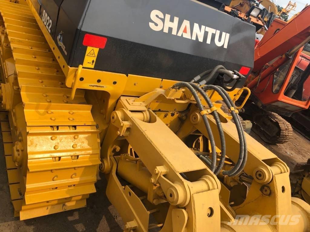 Shantui SD22 Pásové dozery