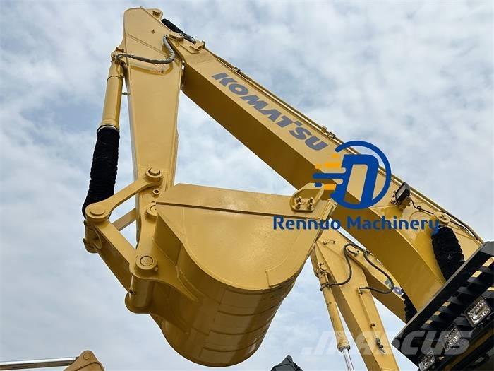 Komatsu PC 220-8 Pásová rýpadla