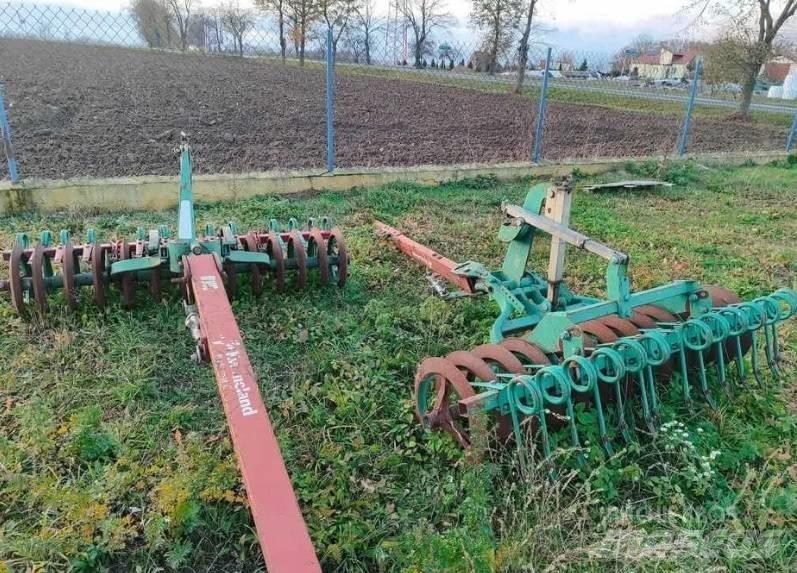 Kverneland PL 100 Oboustranné pluhy