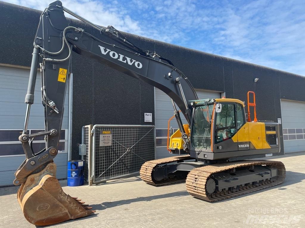 Volvo EC220E Pásová rýpadla