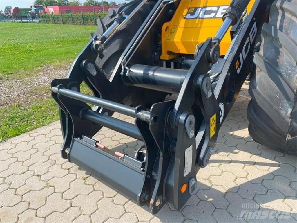 JCB 427 AGRI Kolové nakladače