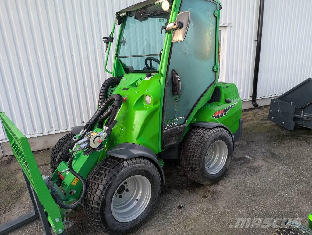 Avant 640 Smykem řízené nakladače