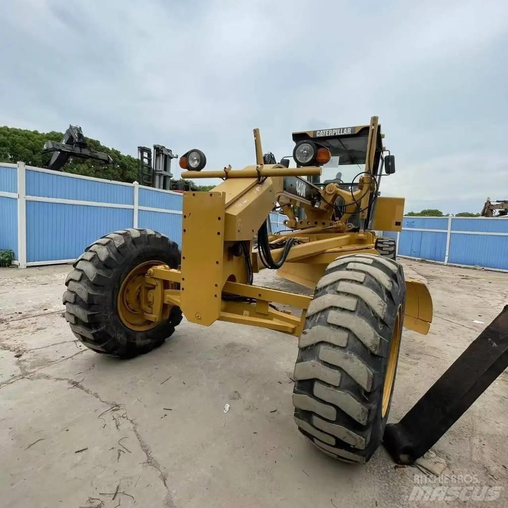 CAT 140K Grejdry