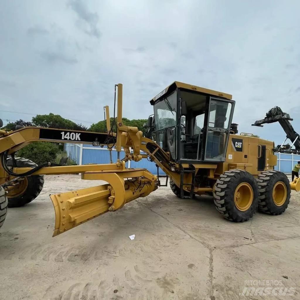 CAT 140K Grejdry