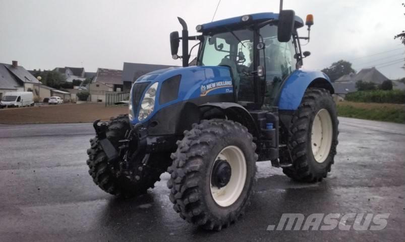 New Holland T7.200 Traktory