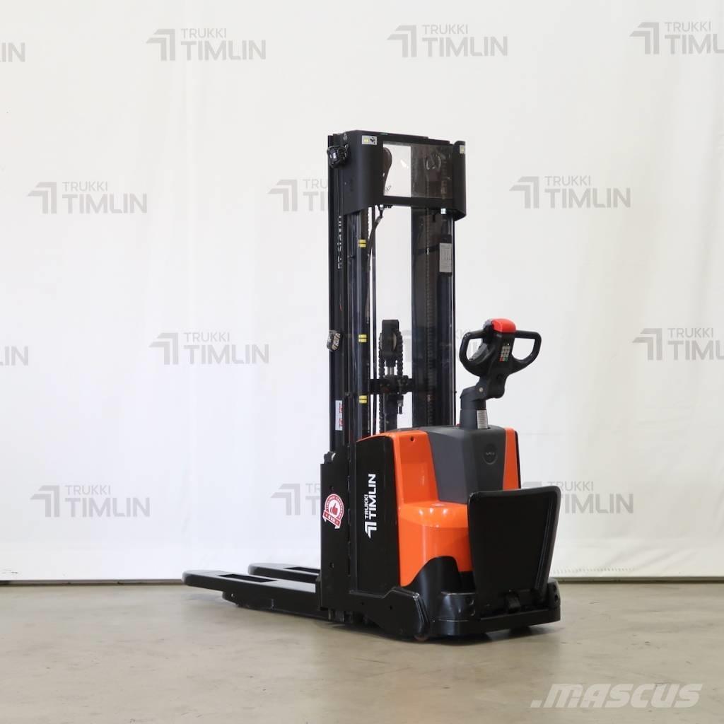 Toyota SWE120L Samohybné vozíky