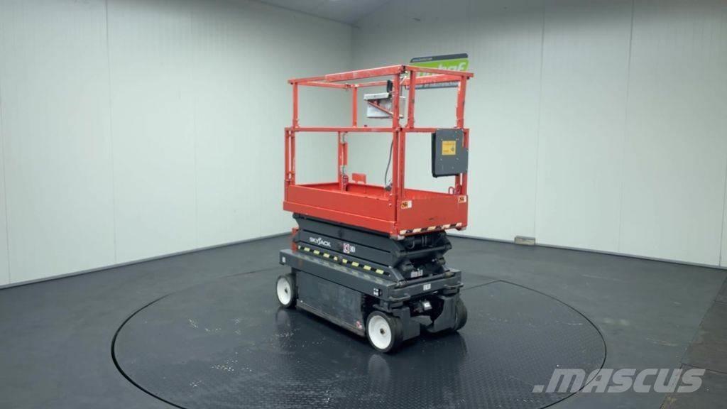 SkyJack SJ3219 Nůžková zvedací plošina