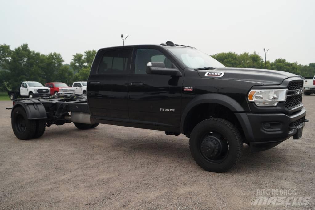 RAM 5500 TRADESMAN Nákladní vozidlo bez nástavby