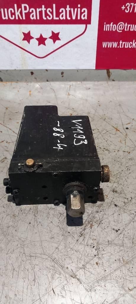Volvo FH 12.   20917279 Hydraulika