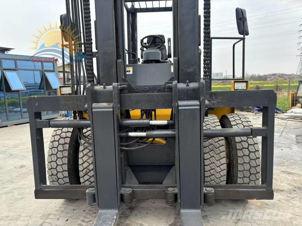 Komatsu FD 200 Dieselové vozíky