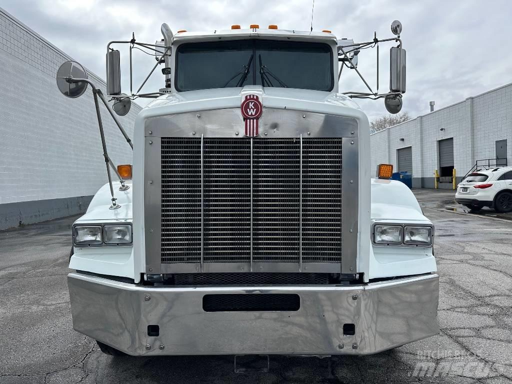 Kenworth T 800 Hákový nosič kontejnerů
