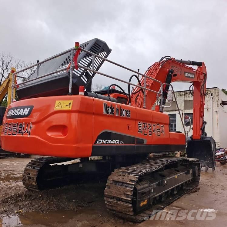 Doosan DX 340 LC Pásová rýpadla