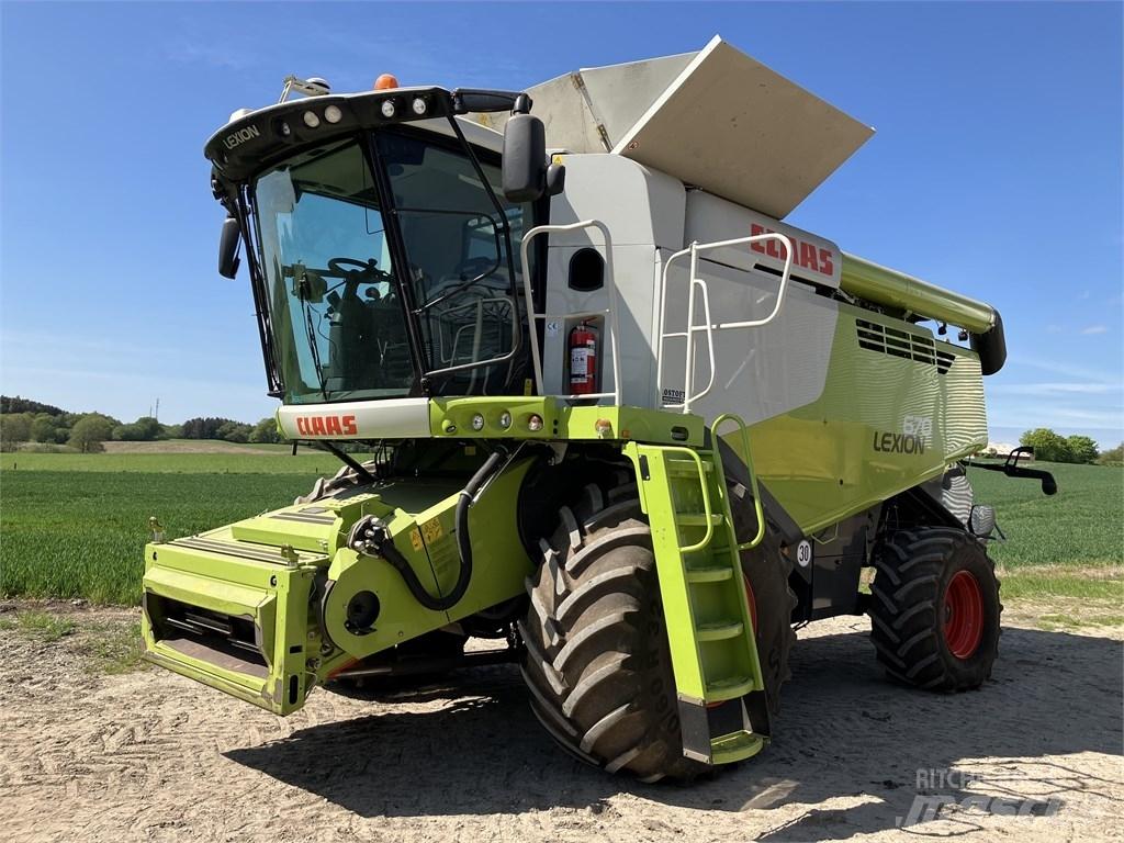 CLAAS Lexion 670 Sklízecí mlátičky
