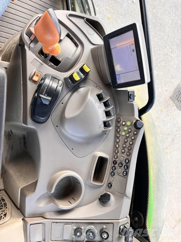 John Deere 6190 R Traktory