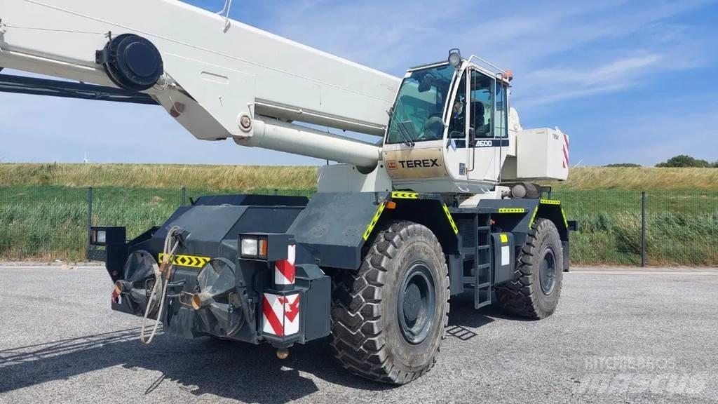Terex A600 Jeřáby pro těžký terén