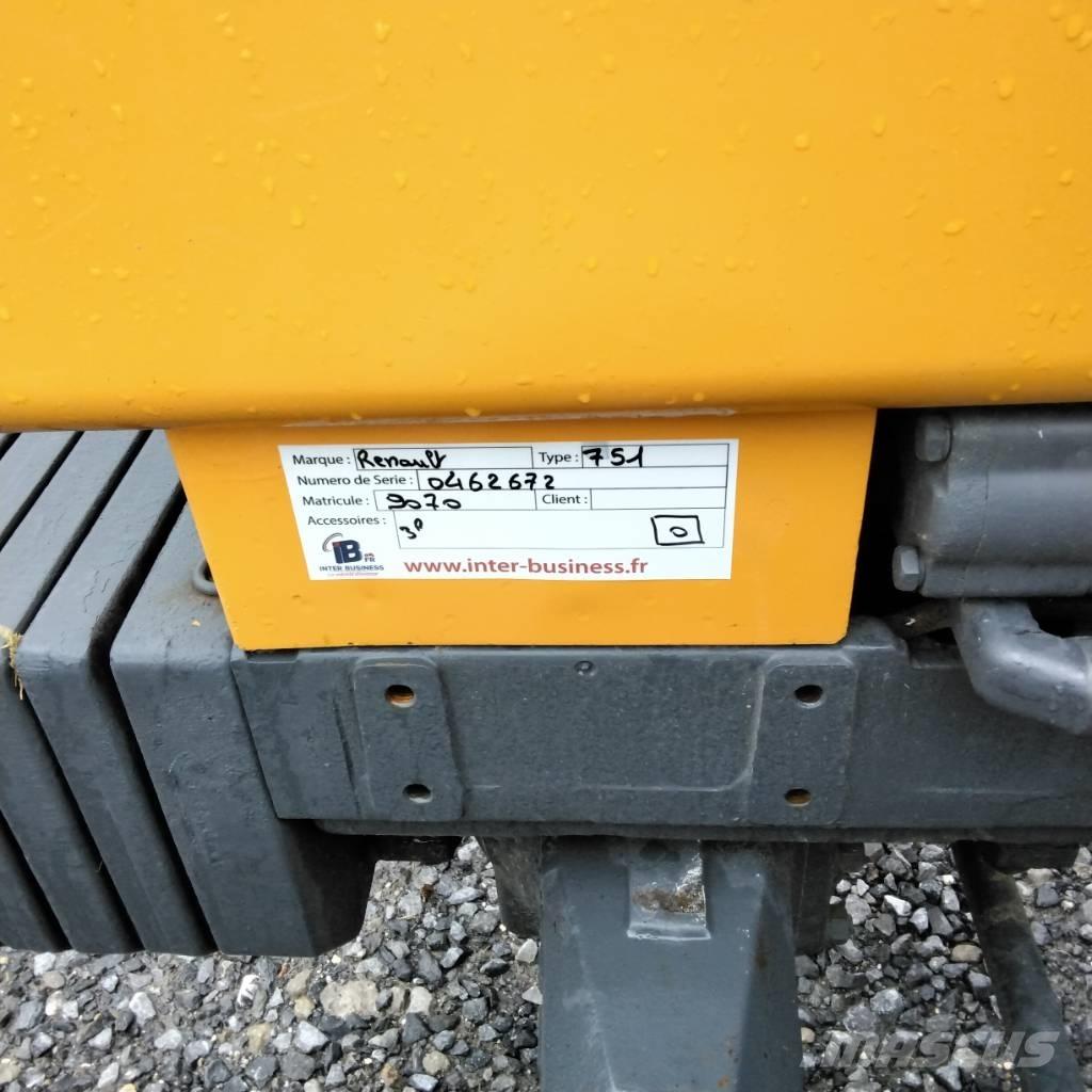 Renault 751 4s Traktory