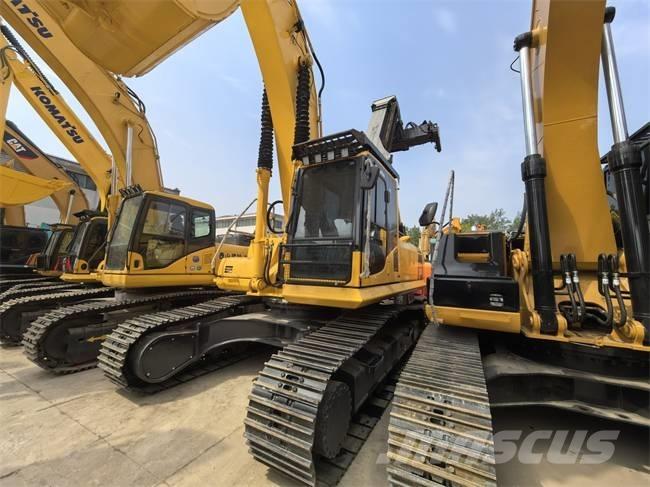 Komatsu PC 300 Pásová rýpadla