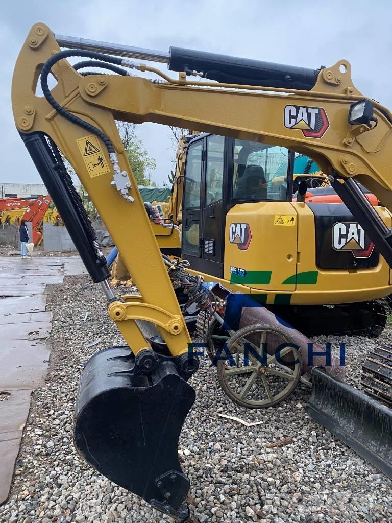 CAT 303.5E Mini rýpadla < 7t
