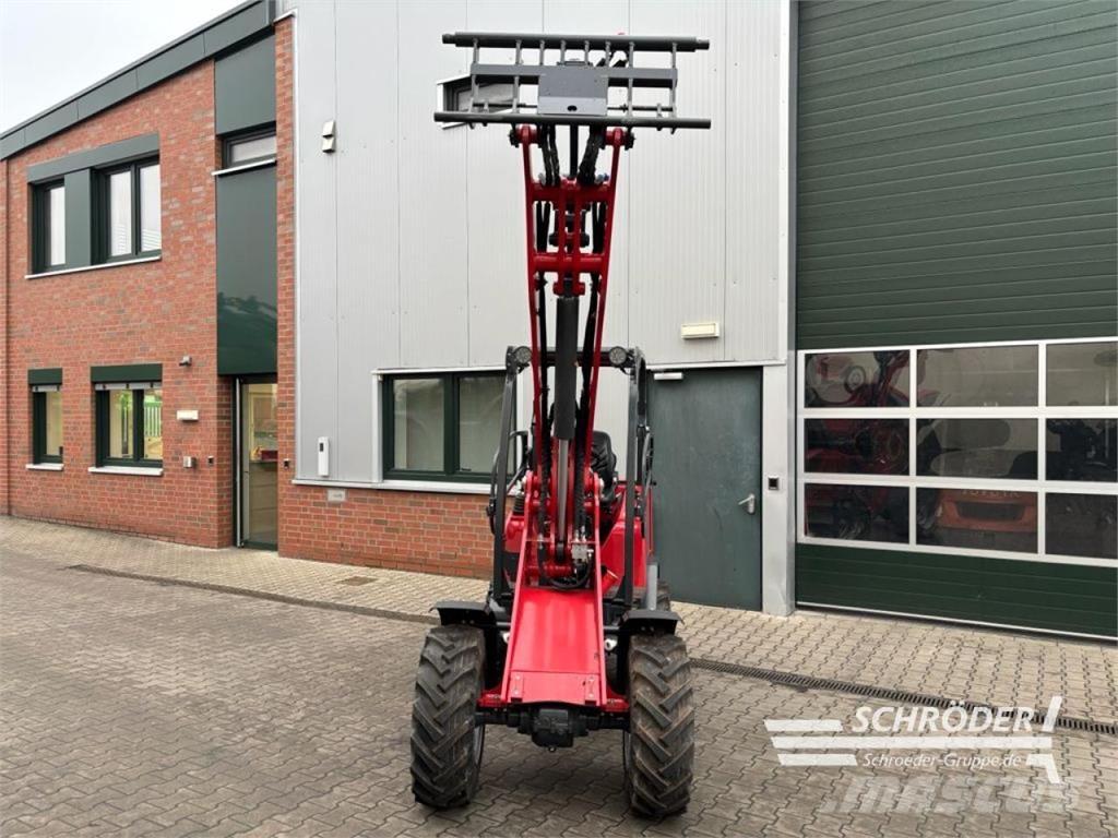 Schäffer 3650 Mininakladače