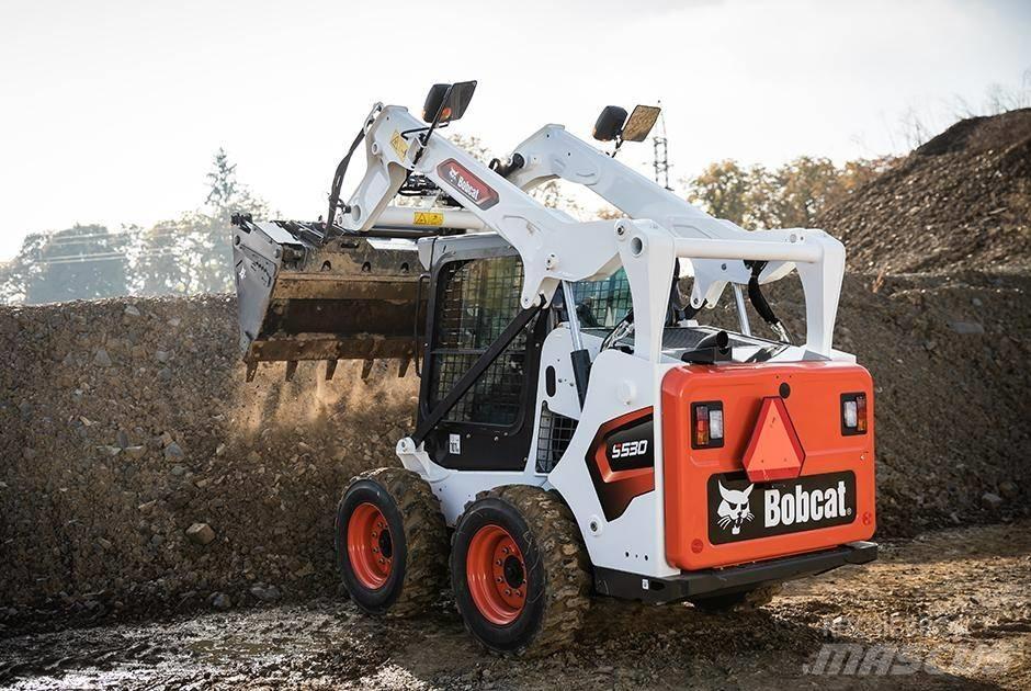 Bobcat S 530 Smykem řízené nakladače