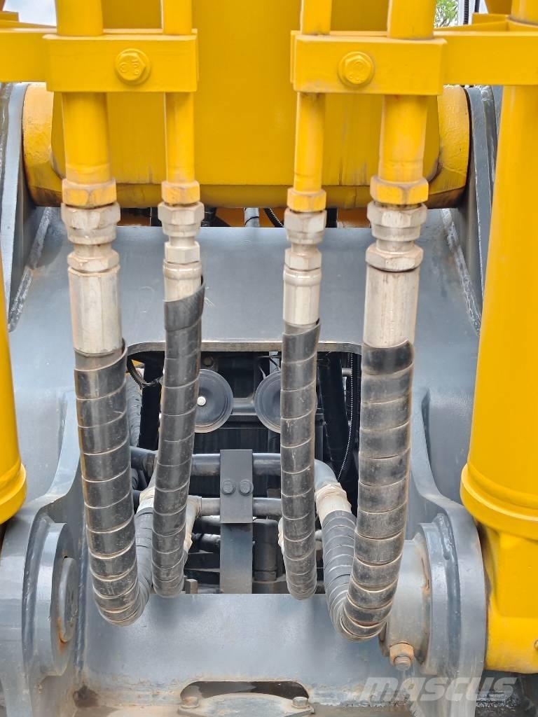 Kobelco SK 200 D Pásová rýpadla