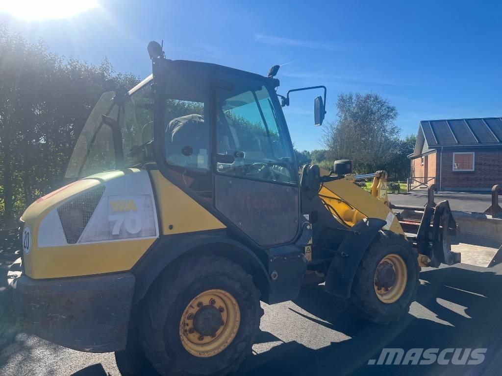 Komatsu WA 70-5 Mininakladače