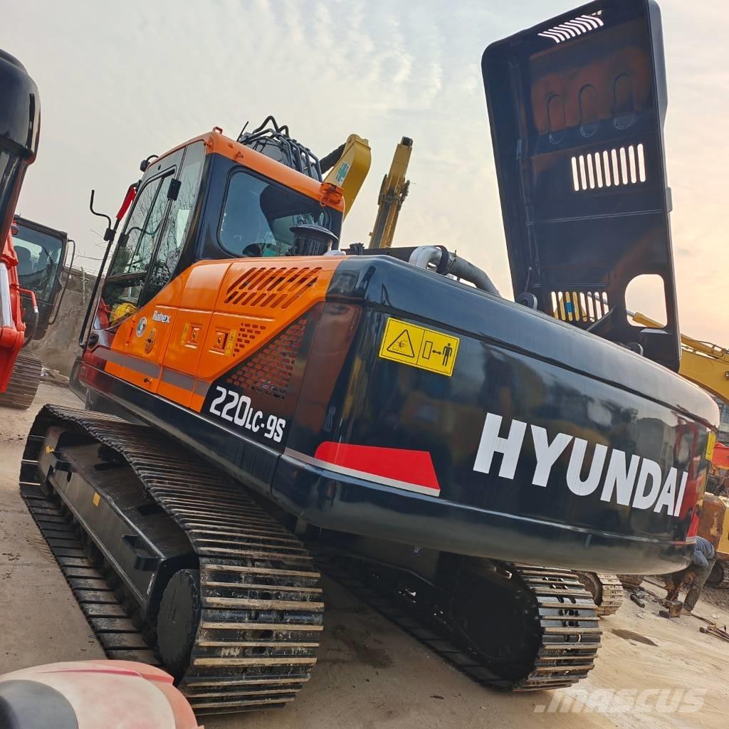 Hyundai 220 LC-9 Pásová rýpadla