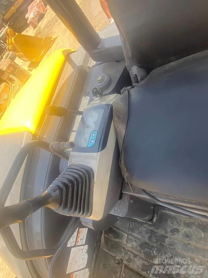 Komatsu PC 40 MR-2 Mini rýpadla < 7t