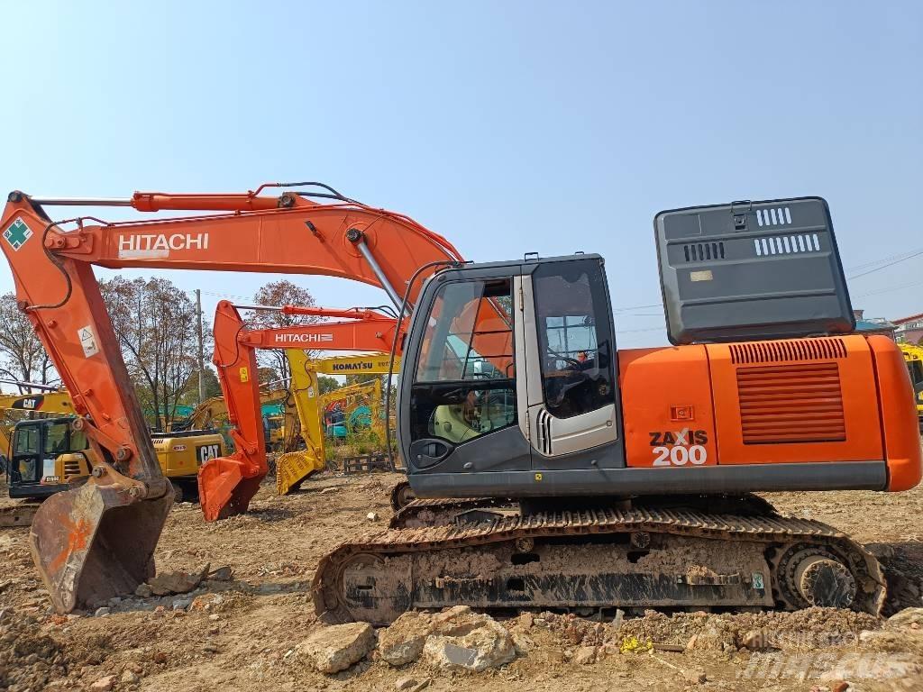 Hitachi ZX 200 Midi rýpadla 7t - 12t