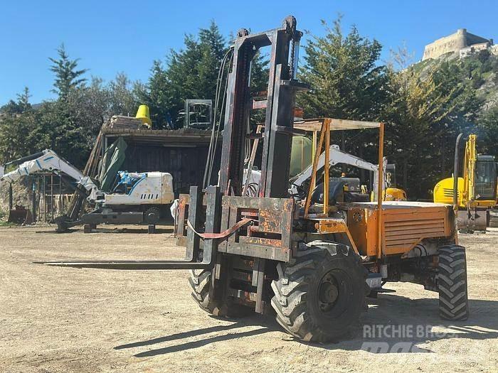 Manitou MC50C Další