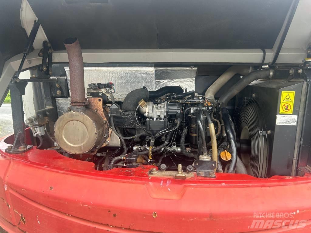 Takeuchi TB 290 Midi rýpadla 7t - 12t