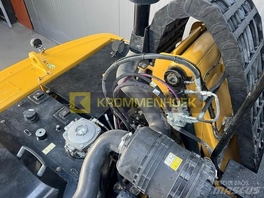 CAT MH 3024 Stroje pro manipulaci s odpadem