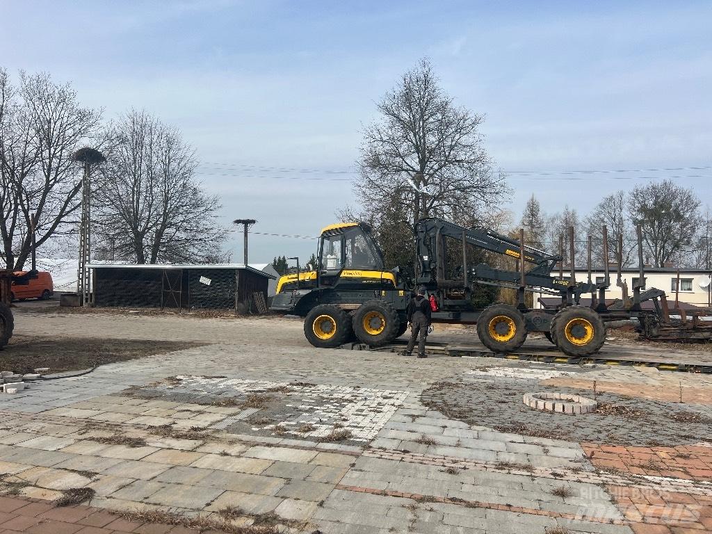 Ponsse Buffalo Vyvážecí traktory