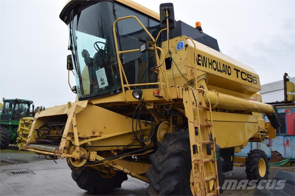 New Holland TC 56 Sklízecí mlátičky