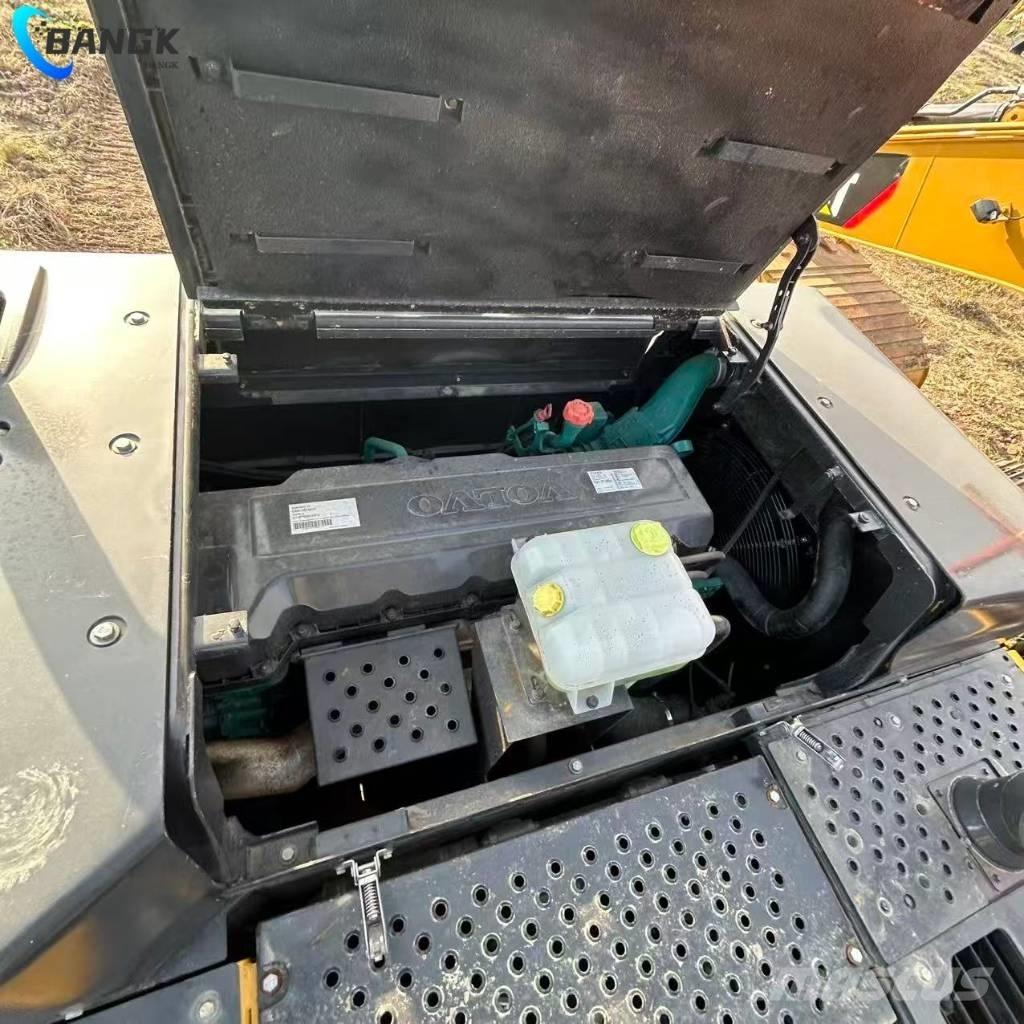 Volvo EC 380 D Pásová rýpadla