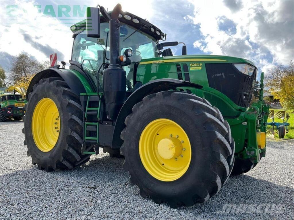 John Deere 6250r Traktory