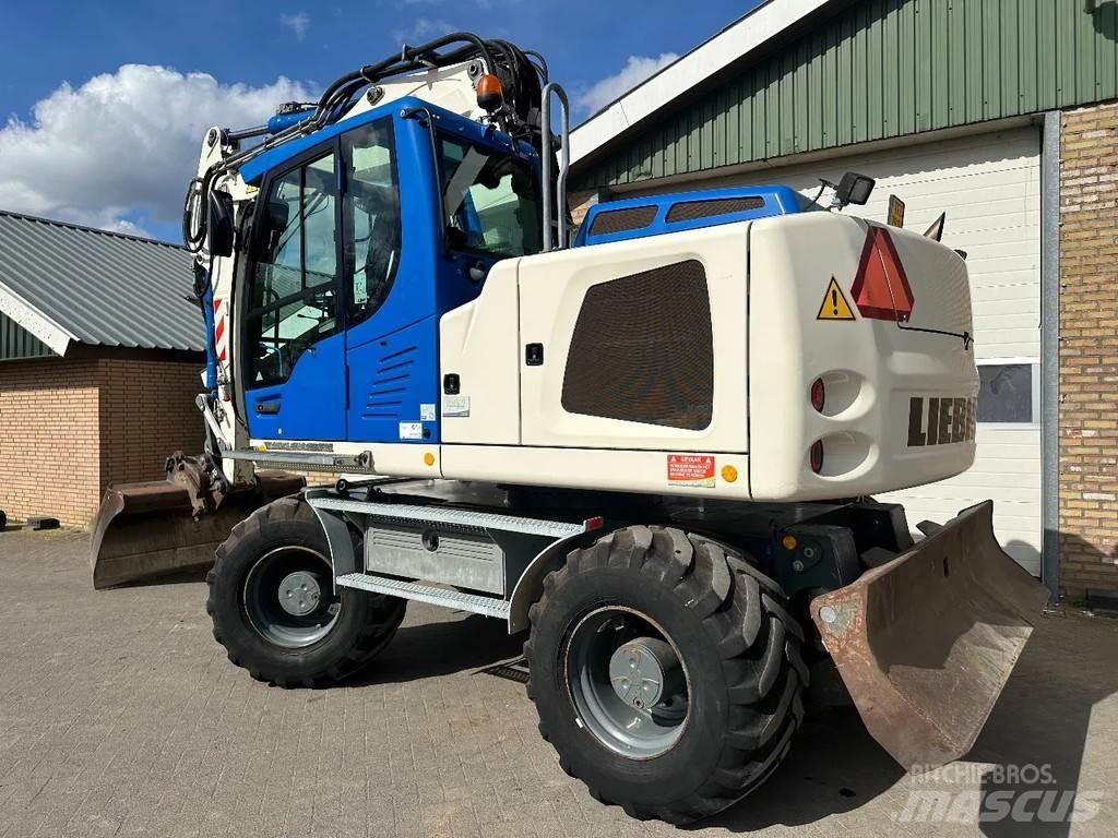 Liebherr A914 Kolová rýpadla