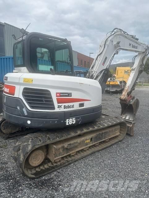Bobcat E 85 Midi rýpadla 7t - 12t