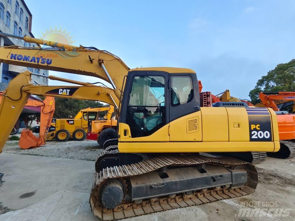 Komatsu PC 200-7 Pásová rýpadla