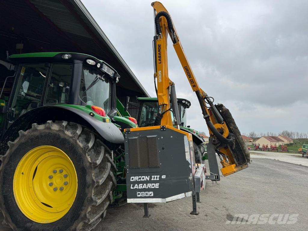 Lagarde Orions 3 S Sekačky namontované a tažené