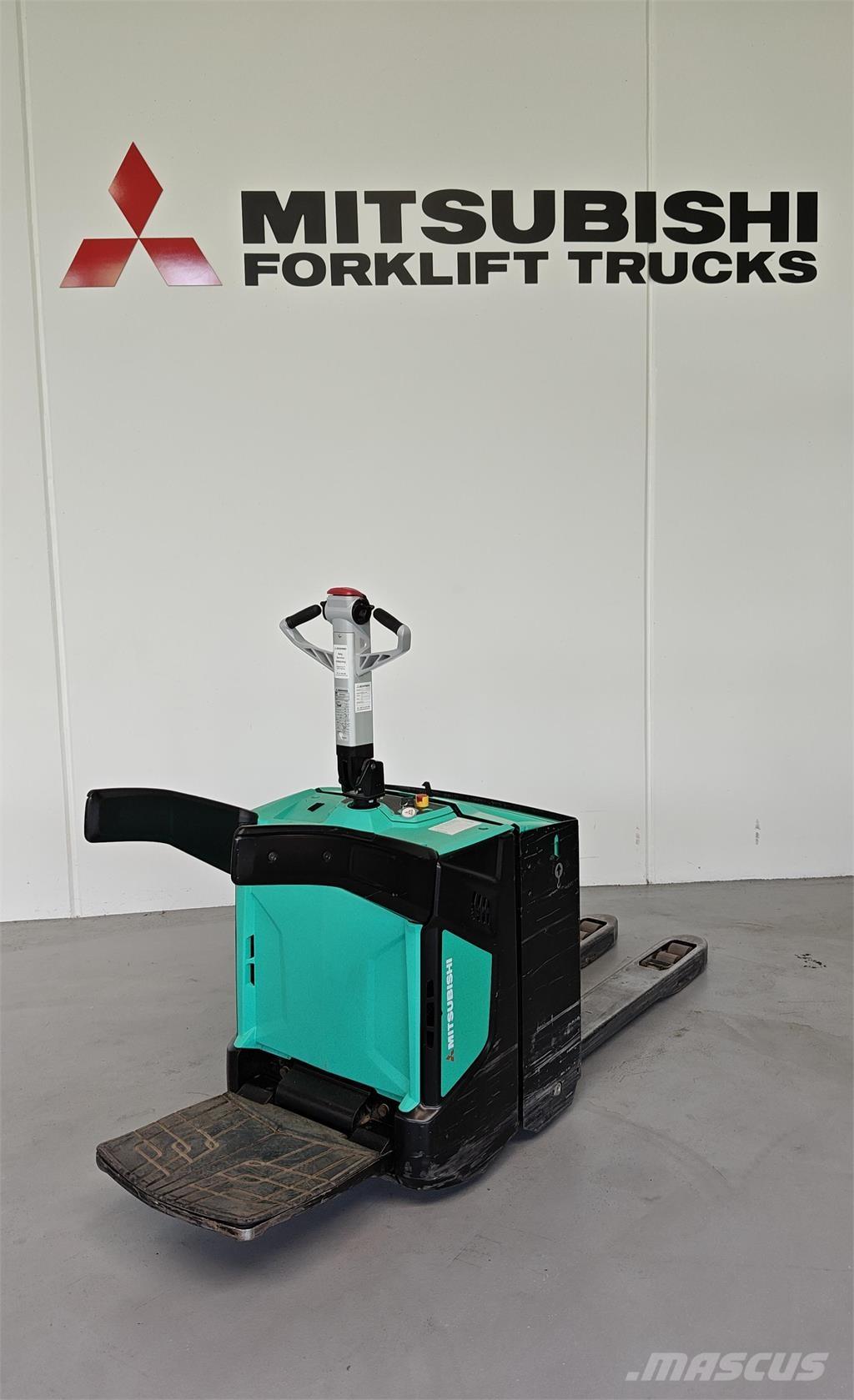 Mitsubishi PBV20N2 Vozíky s plošinou pro náklad