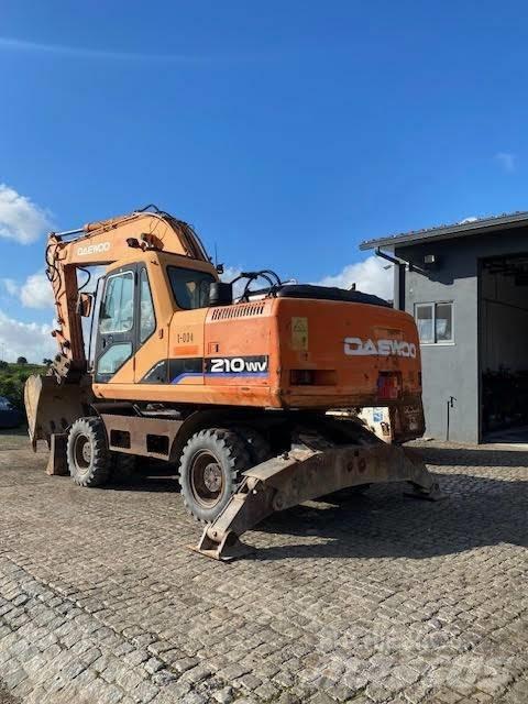 Daewoo 210wv Kolová rýpadla
