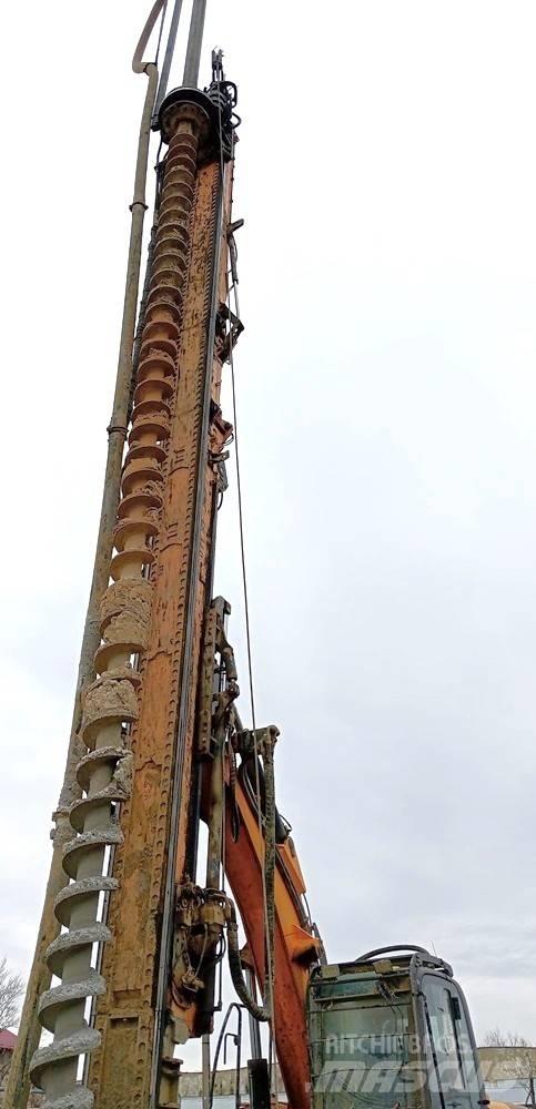  Geax EK110 Pilířové jeřáby