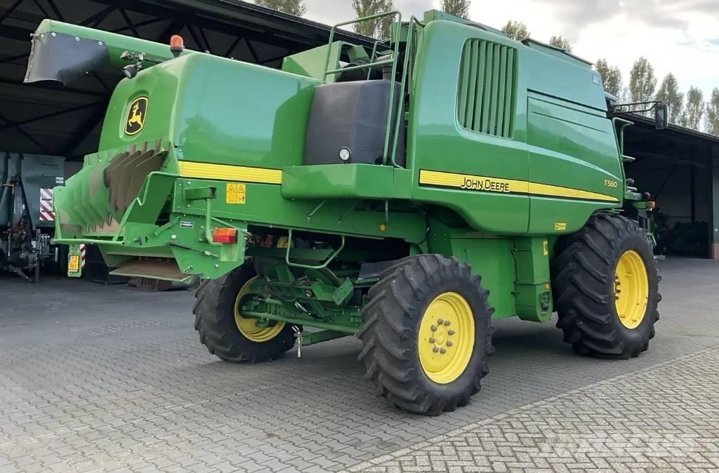 John Deere T 560 Sklízecí mlátičky