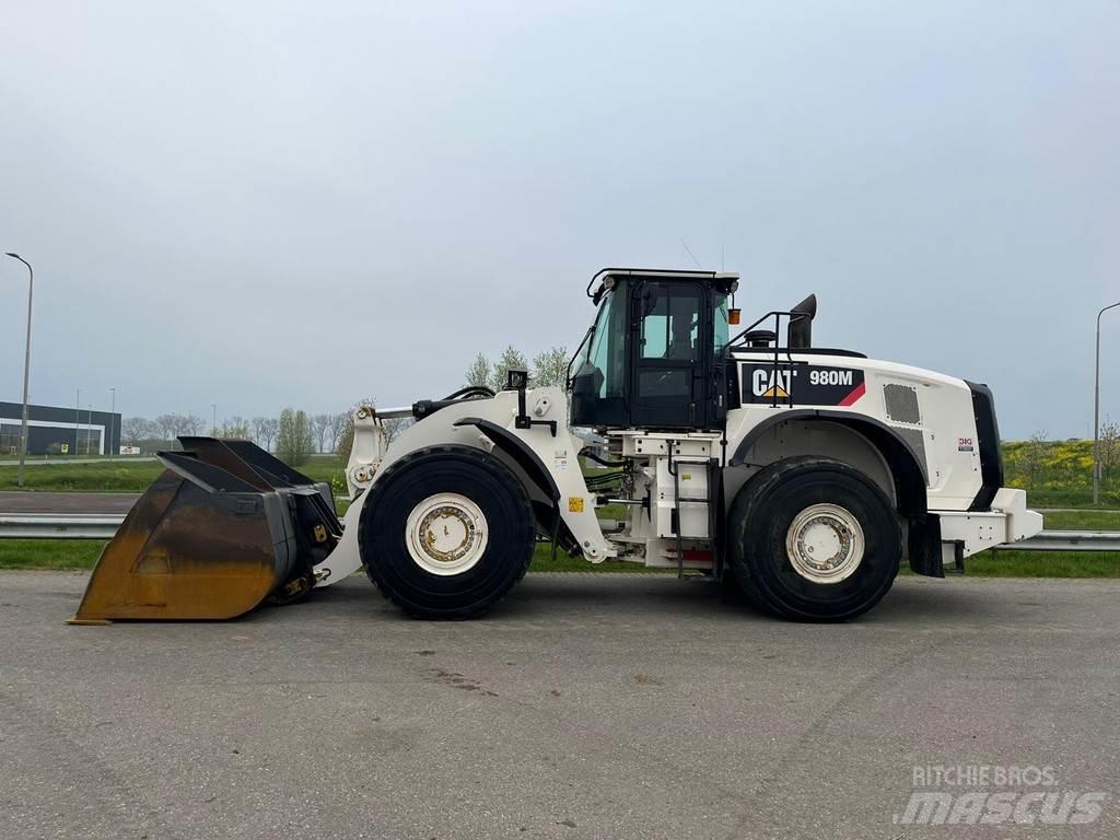 CAT 980M Kolové nakladače