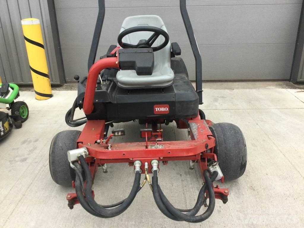 Toro 3250D Samojízdné sekačky